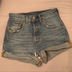 Levi’s High-waisted Shorts